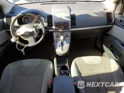 Zdjęcie 8 z 13 samochodu: 2010 NISSAN SENTRA 2.0 VIN:3N1AB6AP4AL682286 - miniatura
