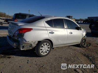 Trzecie zdjęcie samochodu z tyłu: 2019 NISSAN VERSA S VIN:3N1CN7AP3KL861104 - miniatura