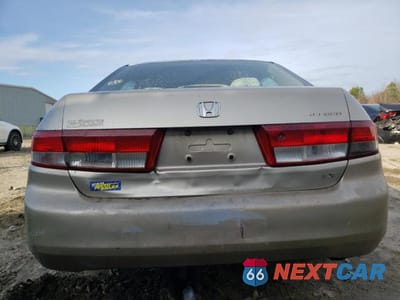 Zdjęcie 6 z 12 samochodu: 2003 HONDA ACCORD LX VIN:3HGCM56373G710515 - miniatura