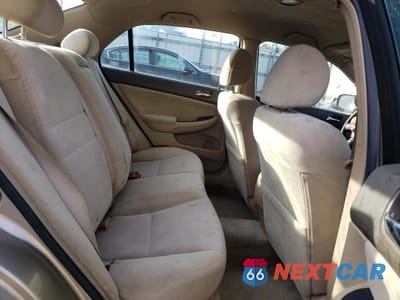 Zdjęcie 10 z 12 samochodu: 2003 HONDA ACCORD LX VIN:3HGCM56373G710515 - miniatura