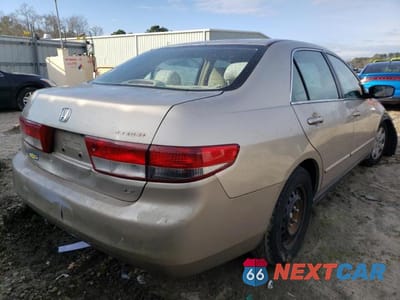 Trzecie zdjęcie samochodu z tyłu: 2003 HONDA ACCORD LX VIN:3HGCM56373G710515 - miniatura