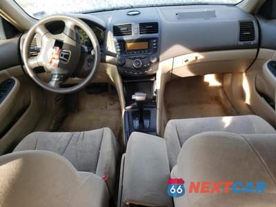 Zdjęcie 8 z 12 samochodu: 2003 HONDA ACCORD LX VIN:3HGCM56373G710515 - miniatura