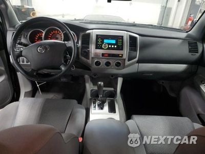 Zdjęcie 8 z 12 samochodu: 2005 TOYOTA TACOMA DOUBLE CAB VIN:5TELU42N15Z055100 - miniatura