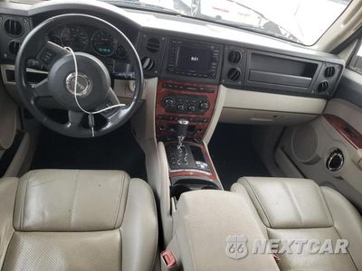 Zdjęcie 8 z 13 samochodu: 2006 JEEP COMMANDER SPORT VIN:1J8HG48K48C189217 - miniatura