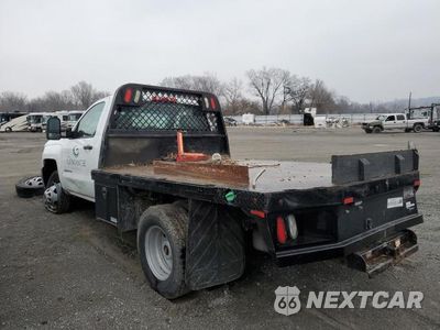 Trzecie zdjęcie samochodu z tyłu: 2015 CHEVROLET SILVERADO C3500 VIN:1GB3CYC80FF602914 - miniatura