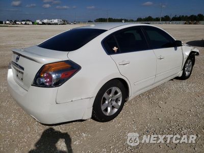 Trzecie zdjęcie samochodu z tyłu: 2008 NISSAN ALTIMA 2.5 VIN:1N4AL21EX8N440359 - miniatura