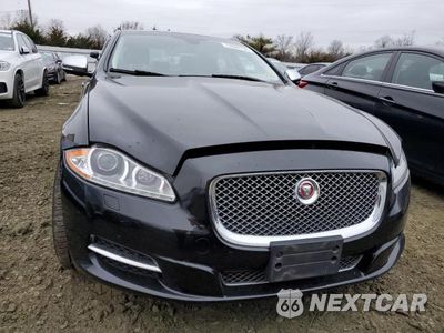 Piąte zdjęcie samochodu w środku: 2015 JAGUAR XJ VIN:SAJWJ1CD7F8V75252 - miniatura