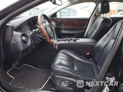 Zdjęcie 7 z 12 samochodu: 2015 JAGUAR XJ VIN:SAJWJ1CD7F8V75252 - miniatura