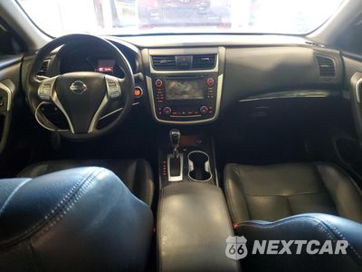 Zdjęcie 8 z 12 samochodu: 2016 NISSAN ALTIMA 2.5 VIN:1N4AL3AP9GC176617 - miniatura