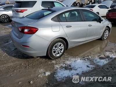 Trzecie zdjęcie samochodu z tyłu: 2019 CHEVROLET CRUZE LS VIN:1G1BC5SM2K7135710 - miniatura