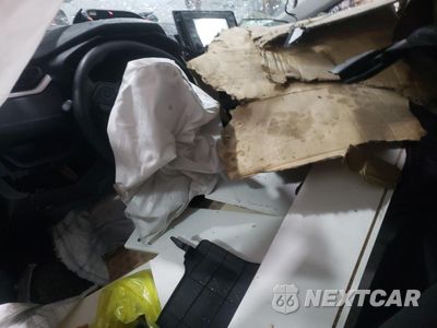 Zdjęcie 7 z 12 samochodu: 2020 TOYOTA RAV4 LE VIN:2T3G1RFV5LC064944 - miniatura