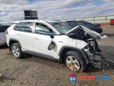 Czwarte zdjęcie samochodu z boku: 2021 TOYOTA RAV4 XLE VIN:4T3R6RFV6MU015309 - miniatura