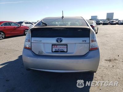 Zdjęcie 6 z 12 samochodu: 2011 TOYOTA PRIUS VIN:JTDKN3DU1B0281639 - miniatura