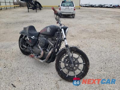 2022 HARLEY-DAVIDSON XL883 N 1HD4LE216NB415572 - główne zdjęcie licytacji z USA - miniatura
