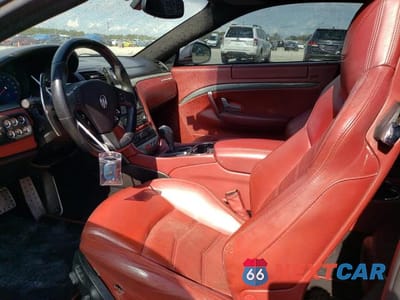 Zdjęcie 7 z 12 samochodu: 2014 MASERATI GRANTURISMO S VIN:ZAM45VLA5E0078930 - miniatura