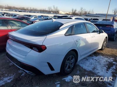 Trzecie zdjęcie samochodu z tyłu: 2022 KIA K5 LXS VIN:5XXG14J28NG149930 - miniatura