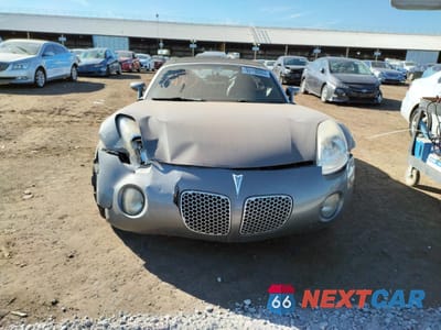 Piąte zdjęcie samochodu w środku: 2006 PONTIAC SOLSTICE VIN:1G2MB33B66Y000402 - miniatura