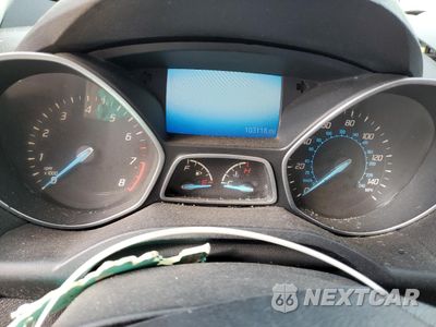 Zdjęcie 9 z 13 samochodu: 2016 FORD ESCAPE SE VIN:1FMCU0GX7GUB43885 - miniatura