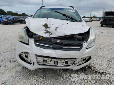 Piąte zdjęcie samochodu w środku: 2016 FORD ESCAPE SE VIN:1FMCU0GX7GUB43885 - miniatura
