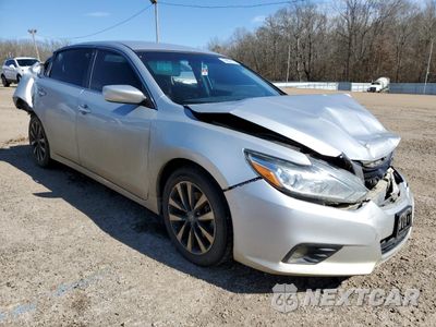 Czwarte zdjęcie samochodu z boku: 2018 NISSAN ALTIMA 2.5 VIN:1N4AL3AP2JC122583 - miniatura