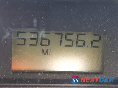 Zdjęcie 8 z 10 samochodu: 2015 FREIGHTLINER CASCADIA 125 VIN:3AKJGEBG5FSGB6402 - miniatura