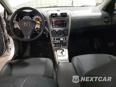Zdjęcie 8 z 12 samochodu: 2010 TOYOTA COROLLA BASE VIN:1NXBU4EE8AZ169844 - miniatura