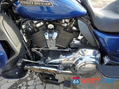 Zdjęcie 7 z 10 samochodu: 2017 HARLEY-DAVIDSON FLHTCUTG TRI GLIDE ULTRA VIN:1HD1MAD18HB858557 - miniatura