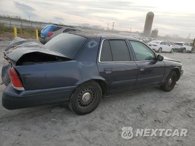 Trzecie zdjęcie samochodu z tyłu: 1999 FORD CROWN VICTORIA POLICE INTERCEPTOR VIN:2FAFP71W8XX113648 - miniatura