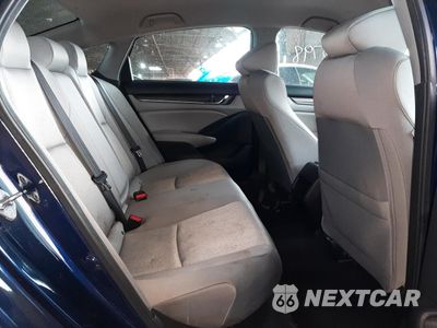 Zdjęcie 10 z 14 samochodu: 2020 HONDA ACCORD LX VIN:1HGCV1F14LA072209 - miniatura