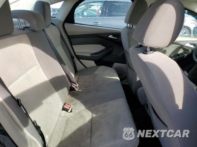Zdjęcie 10 z 12 samochodu: 2014 FORD FOCUS SE VIN:1FADP3F29EL231403 - miniatura