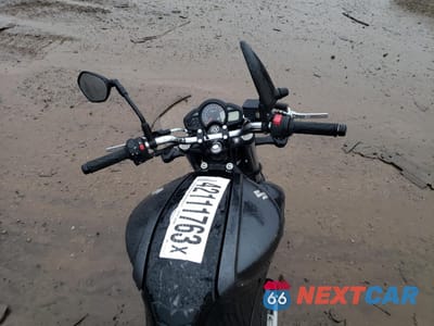 Piąte zdjęcie samochodu w środku: 2013 SUZUKI SV650 VIN:JS1VP55A1D2100161 - miniatura