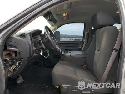 Zdjęcie 7 z 12 samochodu: 2011 CHEVROLET SILVERADO K3500 LT VIN:1GC4K0C84BF140372 - miniatura