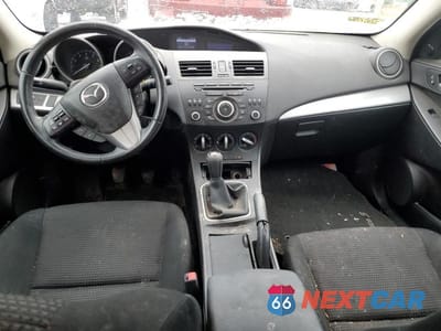 Zdjęcie 8 z 12 samochodu: 2012 MAZDA 3 I VIN:JM1BL1L88C1546857 - miniatura