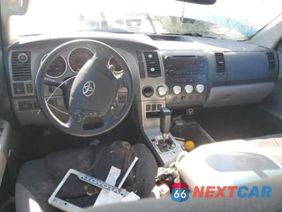 Zdjęcie 8 z 13 samochodu: 2013 TOYOTA TUNDRA DOUBLE CAB SR5 VIN:5TFRM5F13DX066886 - miniatura
