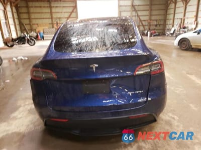 Zdjęcie 6 z 12 samochodu: 2023 TESLA MODEL Y VIN:7SAYGDEE4PF676637 - miniatura