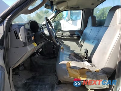 Zdjęcie 13 z 24 samochodu: 2006 FORD F550 SUPER DUTY VIN:1FDAF56P56ED41132 - miniatura