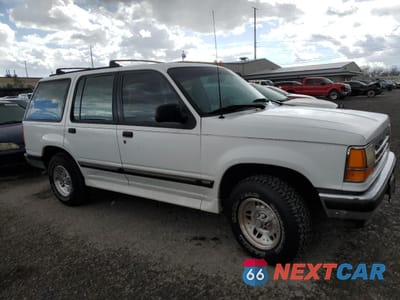 Czwarte zdjęcie samochodu z boku: 1994 FORD EXPLORER VIN:1FMDU34X7RUC35415 - miniatura