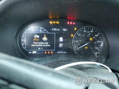 Zdjęcie 9 z 14 samochodu: 2021 NISSAN KICKS SV VIN:3N1CP5CV0ML526945 - miniatura