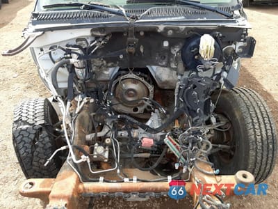 Zdjęcie 12 z 13 samochodu: 2001 GMC DENALI XL K1500 VIN:1GKFK66U41J294603 - miniatura