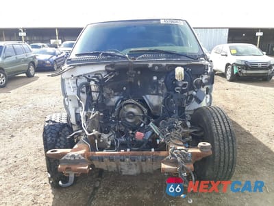 Piąte zdjęcie samochodu w środku: 2001 GMC DENALI XL K1500 VIN:1GKFK66U41J294603 - miniatura