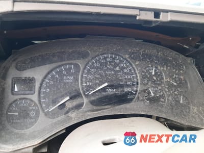 Zdjęcie 9 z 13 samochodu: 2001 GMC DENALI XL K1500 VIN:1GKFK66U41J294603 - miniatura