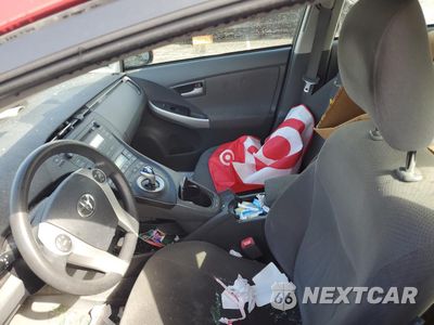 Zdjęcie 7 z 12 samochodu: 2011 TOYOTA PRIUS VIN:JTDKN3DU3B1383213 - miniatura