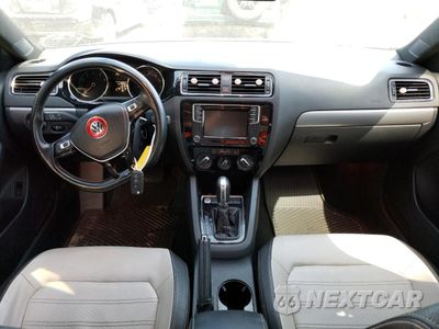 Zdjęcie 8 z 13 samochodu: 2016 VOLKSWAGEN JETTA SPORT VIN:3VWD17AJ6GM304839 - miniatura
