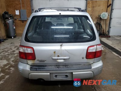 Zdjęcie 6 z 15 samochodu: 2002 SUBARU FORESTER S VIN:JF1SF65612H731098 - miniatura