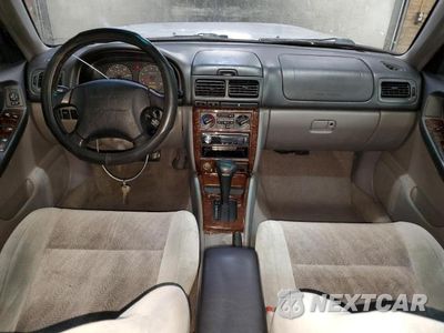 Zdjęcie 8 z 13 samochodu: 2002 SUBARU FORESTER S VIN:JF1SF65612H731098 - miniatura