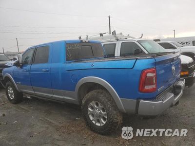 Trzecie zdjęcie samochodu z tyłu: 2020 RAM 3500 LARAMIE VIN:3C63R3ML3LG144917 - miniatura