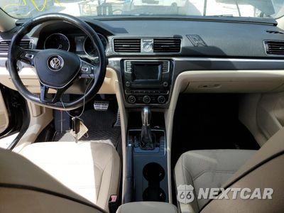 Zdjęcie 8 z 12 samochodu: 2016 VOLKSWAGEN PASSAT S VIN:1VWAS7A35GC057672 - miniatura