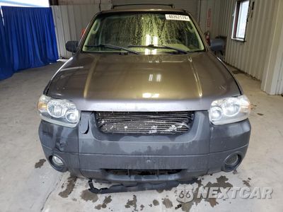 Piąte zdjęcie samochodu w środku: 2006 FORD ESCAPE XLT VIN:1FMCU03106KA18920 - miniatura