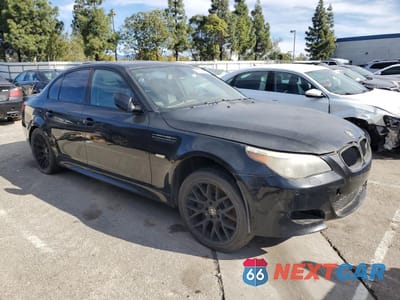 Czwarte zdjęcie samochodu z boku: 2006 BMW M5 VIN:WBSNB93536B583505 - miniatura