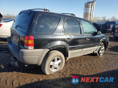 Trzecie zdjęcie samochodu z tyłu: 2002 FORD ESCAPE XLT VIN:1FMYU03152KB14963 - miniatura